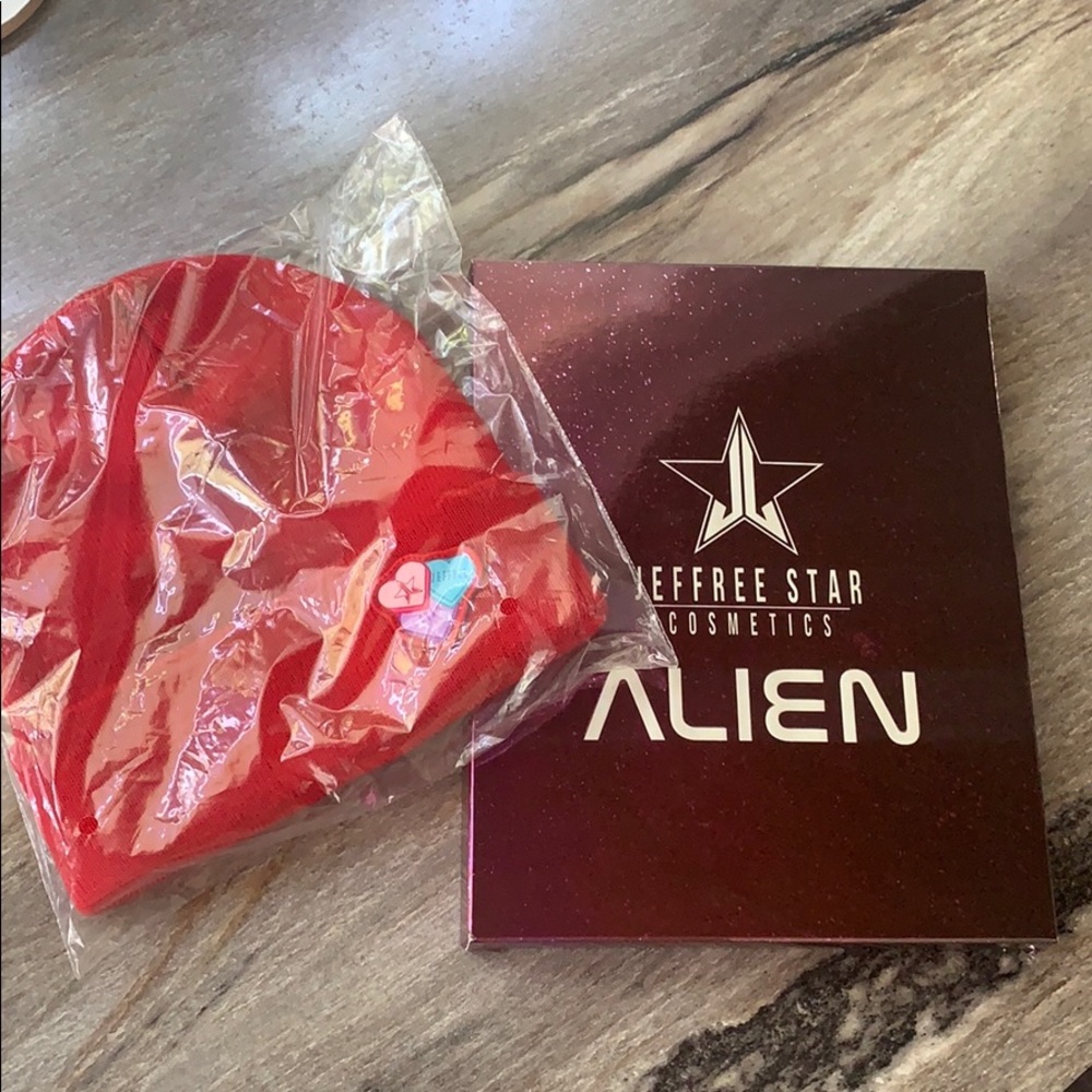 Jeffree Star Alien palette and Red Beanie